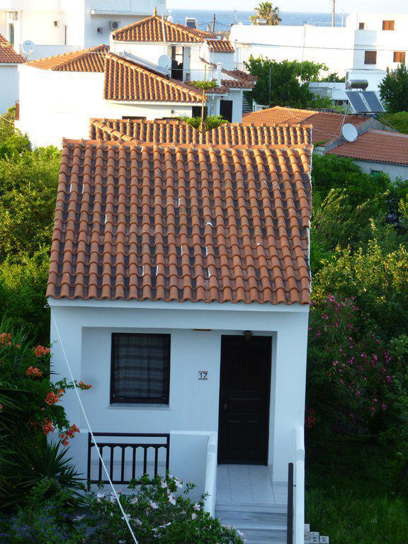 Golden Sun Hotel Kokkari Exterior foto