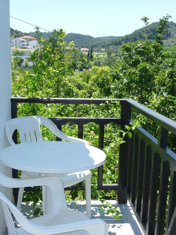 Golden Sun Hotel Kokkari Quarto foto